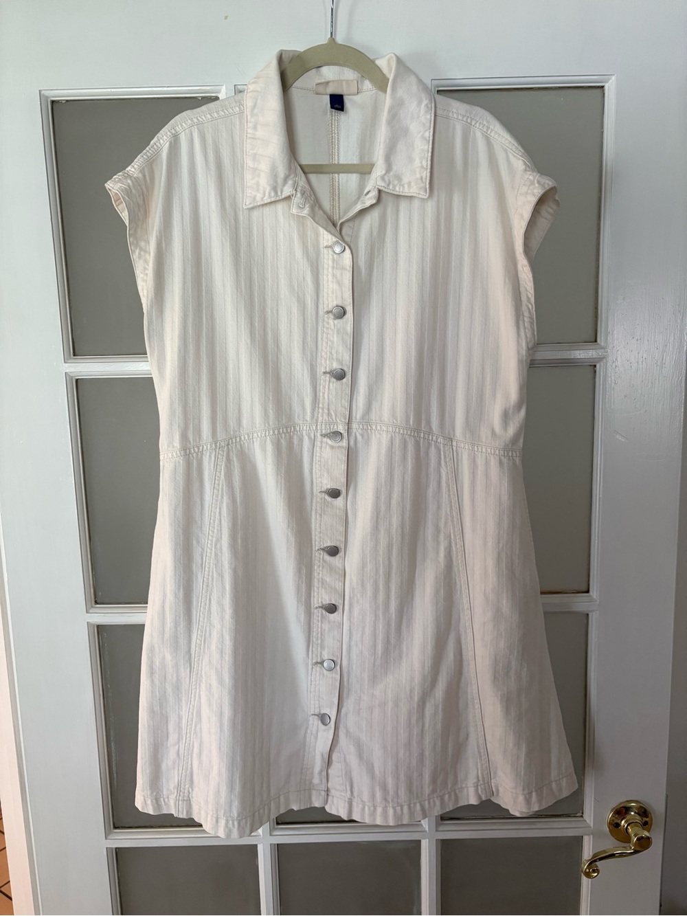 Universal Thread Cream Button-Front Denim Shirt Dress - L